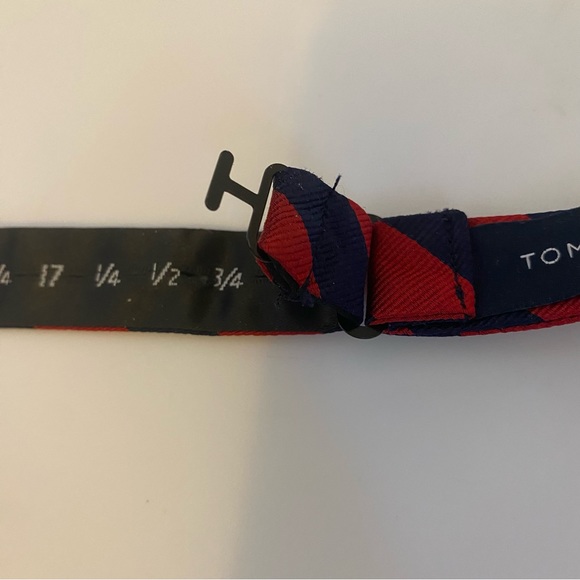 Silk Bow Tie from Tommy Hilfiger and Haspel Set of 2 - Picture 8 of 12